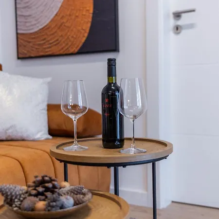 Sunny Bulevard Ζαντάρ